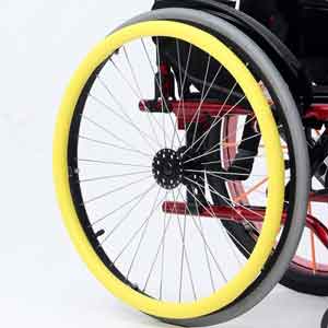 Cubiertas de llanta de empuje de silla de ruedas. Accesorio de movilidad para sillas de ruedas.